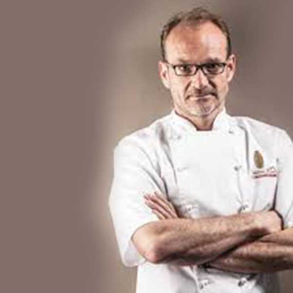 ROLAND DEBUYST 